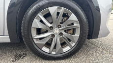 Peugeot 208 100kW Allure Premium 50kWh 5dr Auto Electric Hatchback